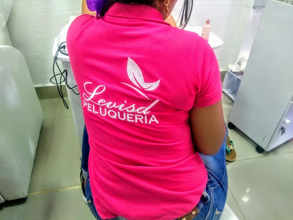 CAMIBUSOS LOGOS BORDADOS ESPALDA 